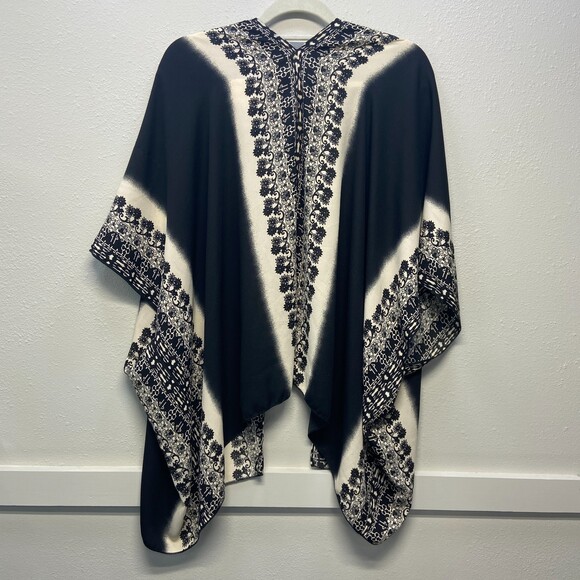 NWT Forever 21 Black Cream Woven Cardigan Sz M - Picture 1 of 5